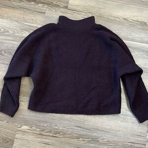 Ann Taylor Dark Brown Sweater with Ribbed Texture and Relaxed Fit